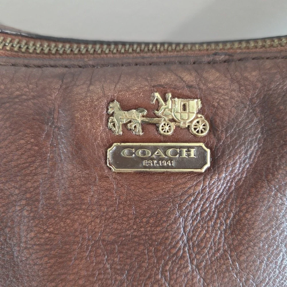Coach Madison Phoebe Leather Hobo Shoulder Bag Brown Brass Hardware Style 19890